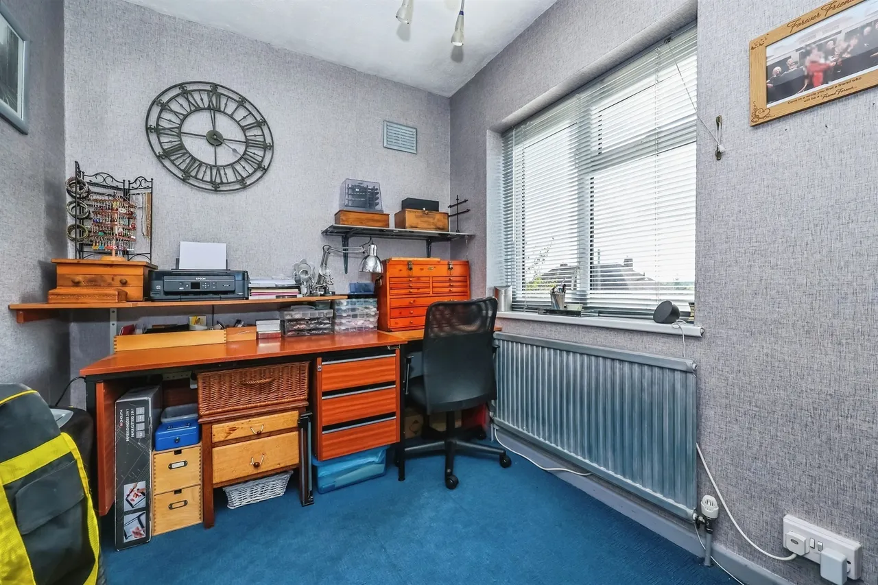 Holmesfield Drive, Heanor, DE75, photo 16