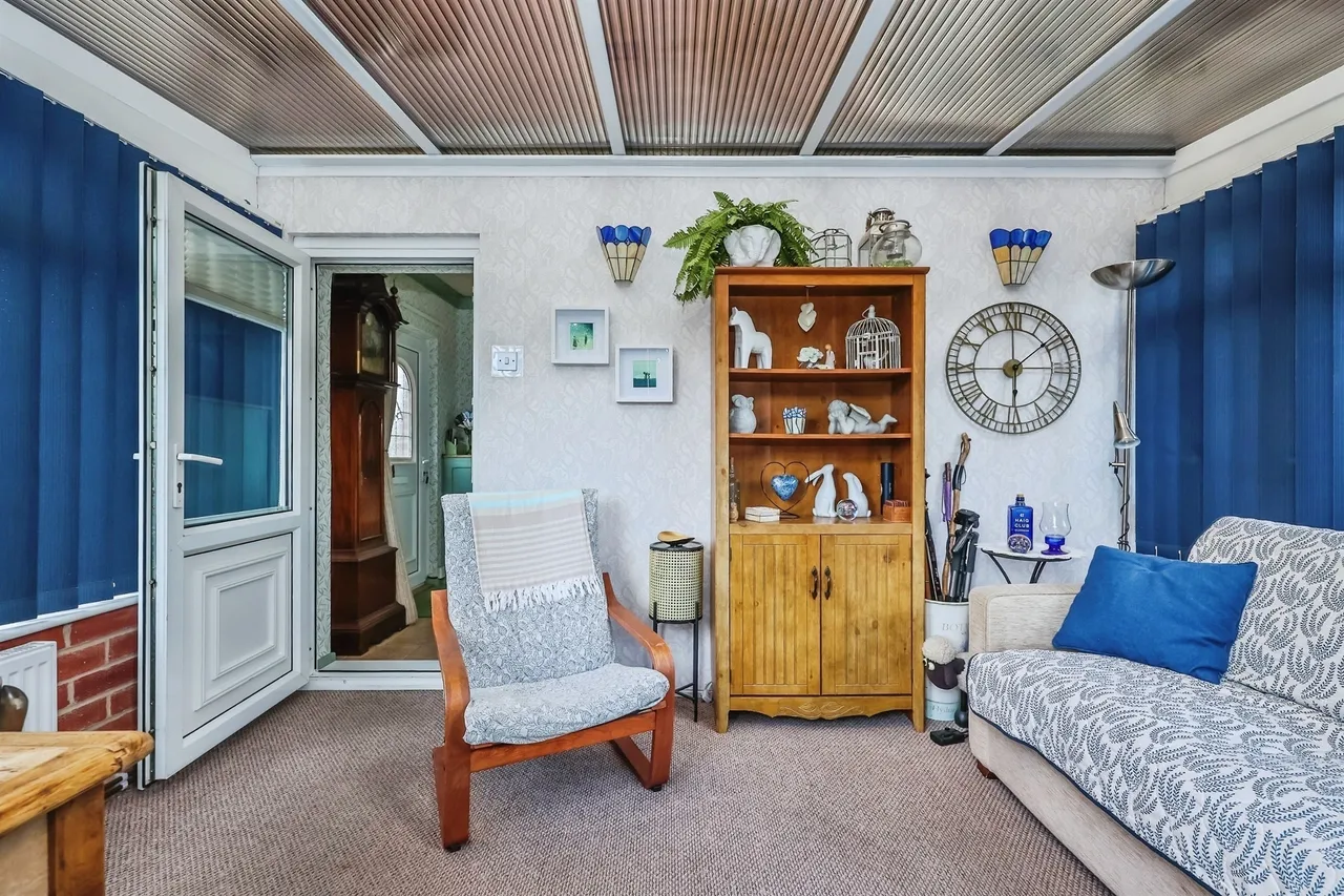 Holmesfield Drive, Heanor, DE75, photo 12