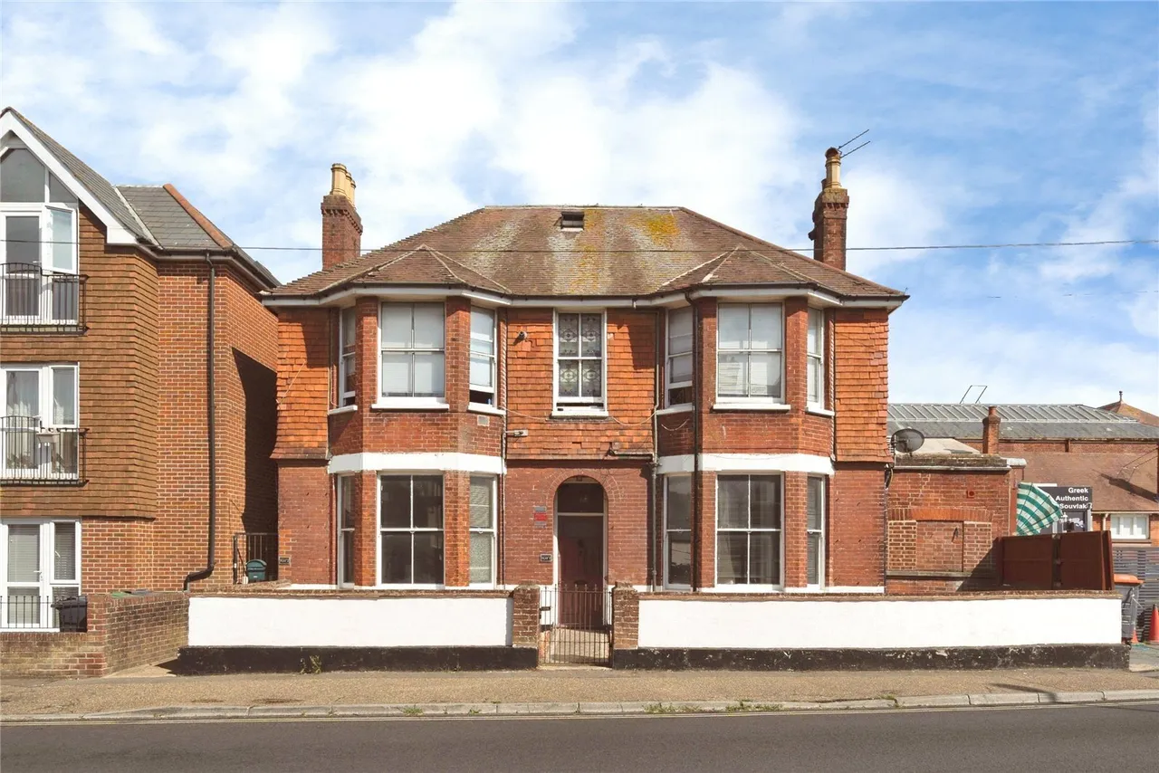 8 bed house for sale, Longford Road, Bognor Regis, PO21