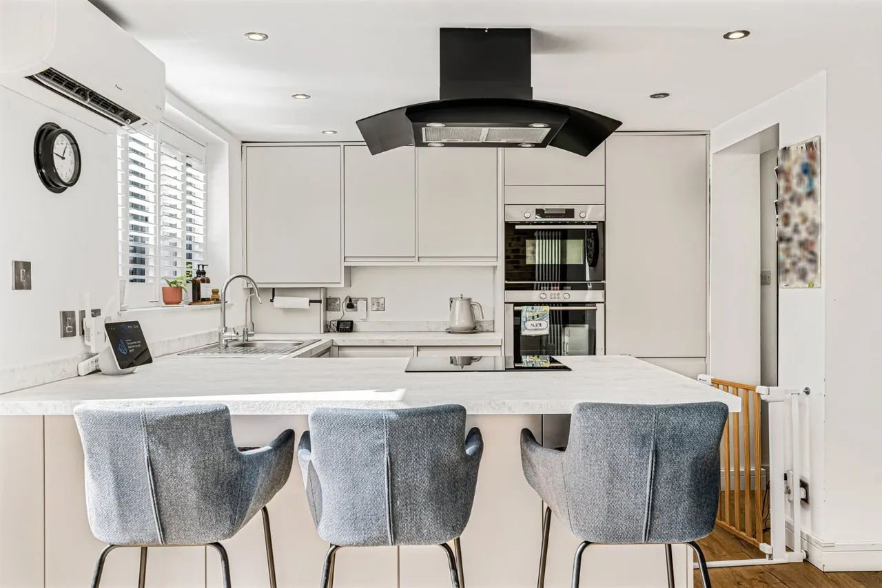Gordon Road, Richmond, TW9, photo 24