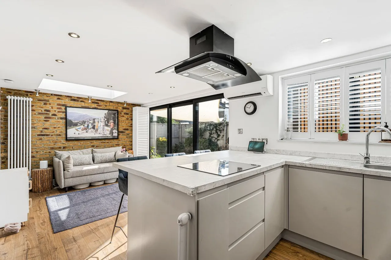 Gordon Road, Richmond, TW9, photo 17