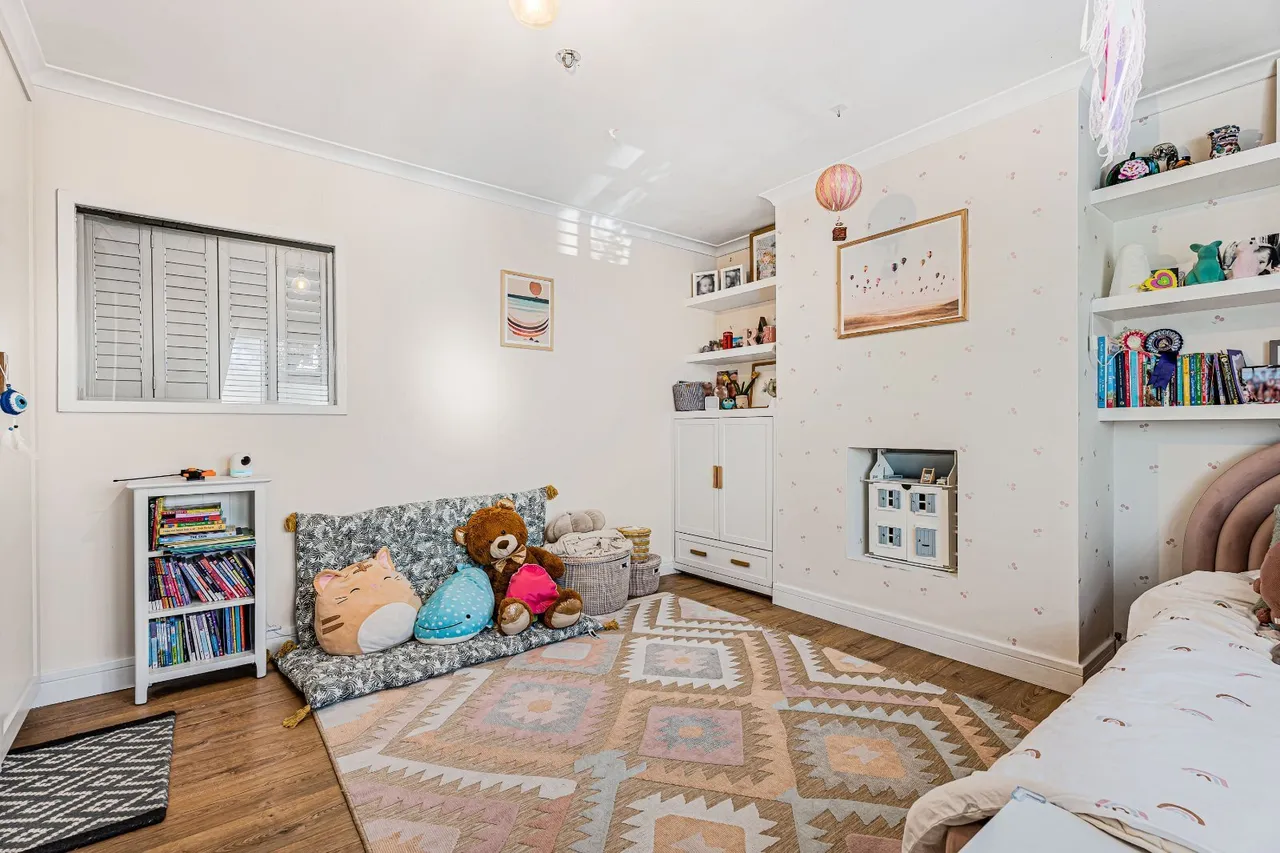Gordon Road, Richmond, TW9, photo 13
