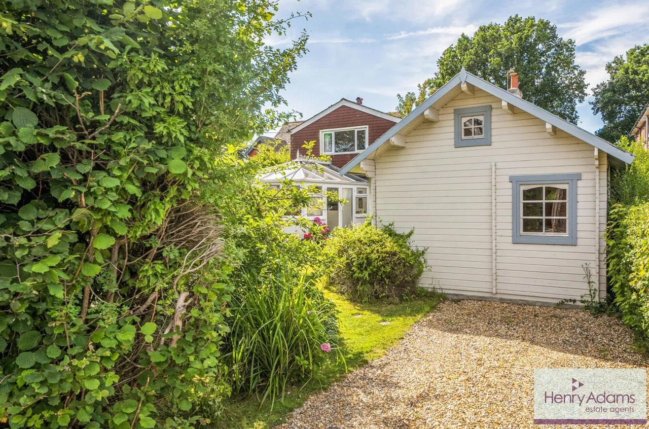 St. Marys Road, Liss, GU33, photo 28