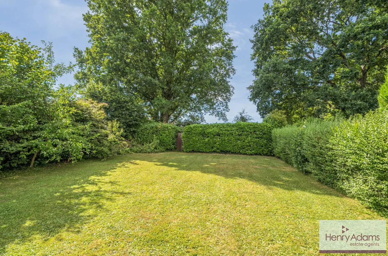 St. Marys Road, Liss, GU33, photo 23