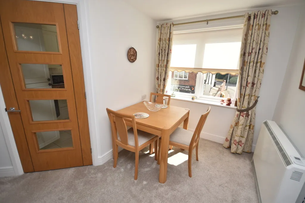 Mill Street, Whitchurch, photo 3