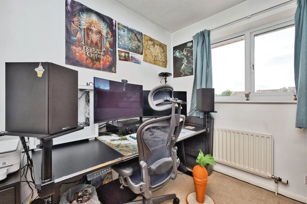 Runnymede Road, Yeovil, BA21, photo 13