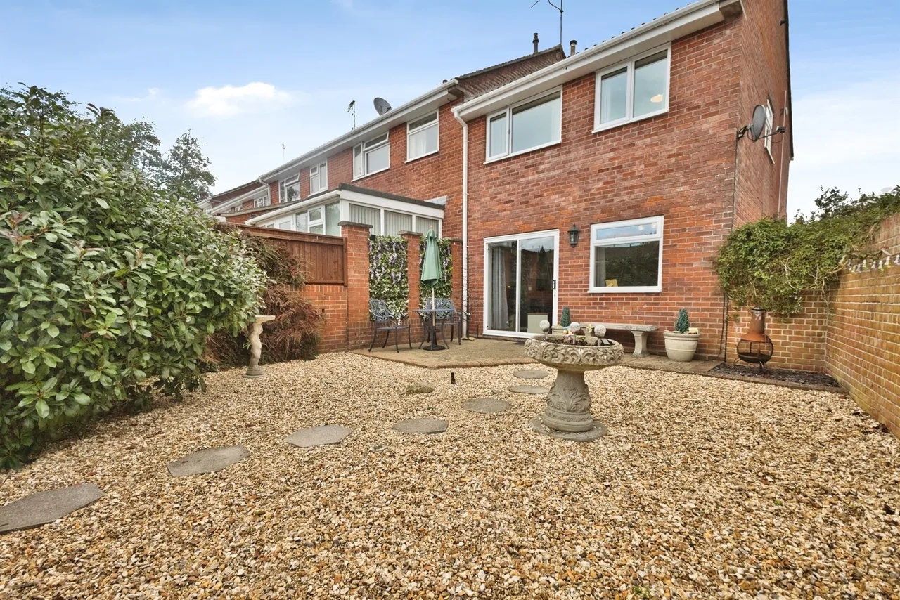Runnymede Road, Yeovil, BA21, photo 15