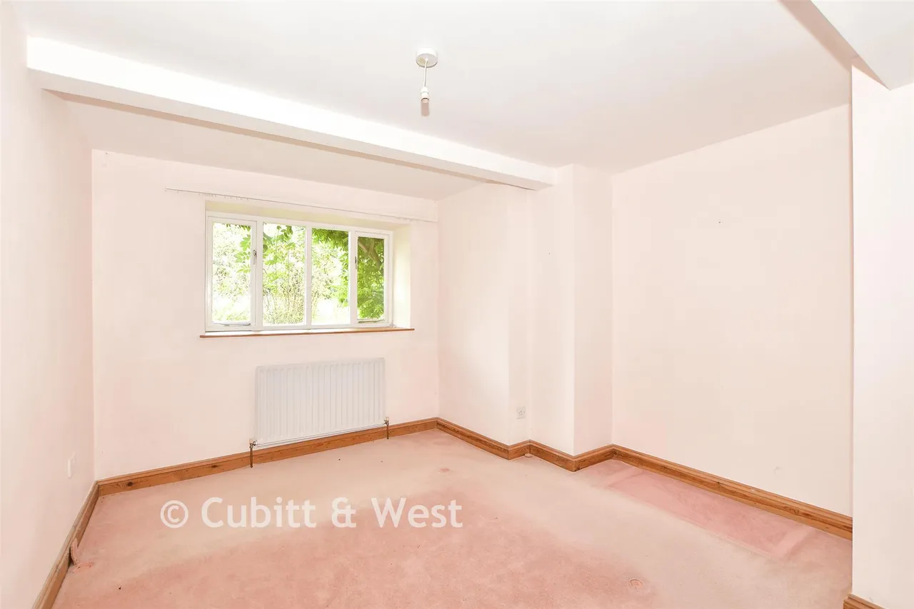 Hurstwood Road, High Hurstwood, TN22, photo 8