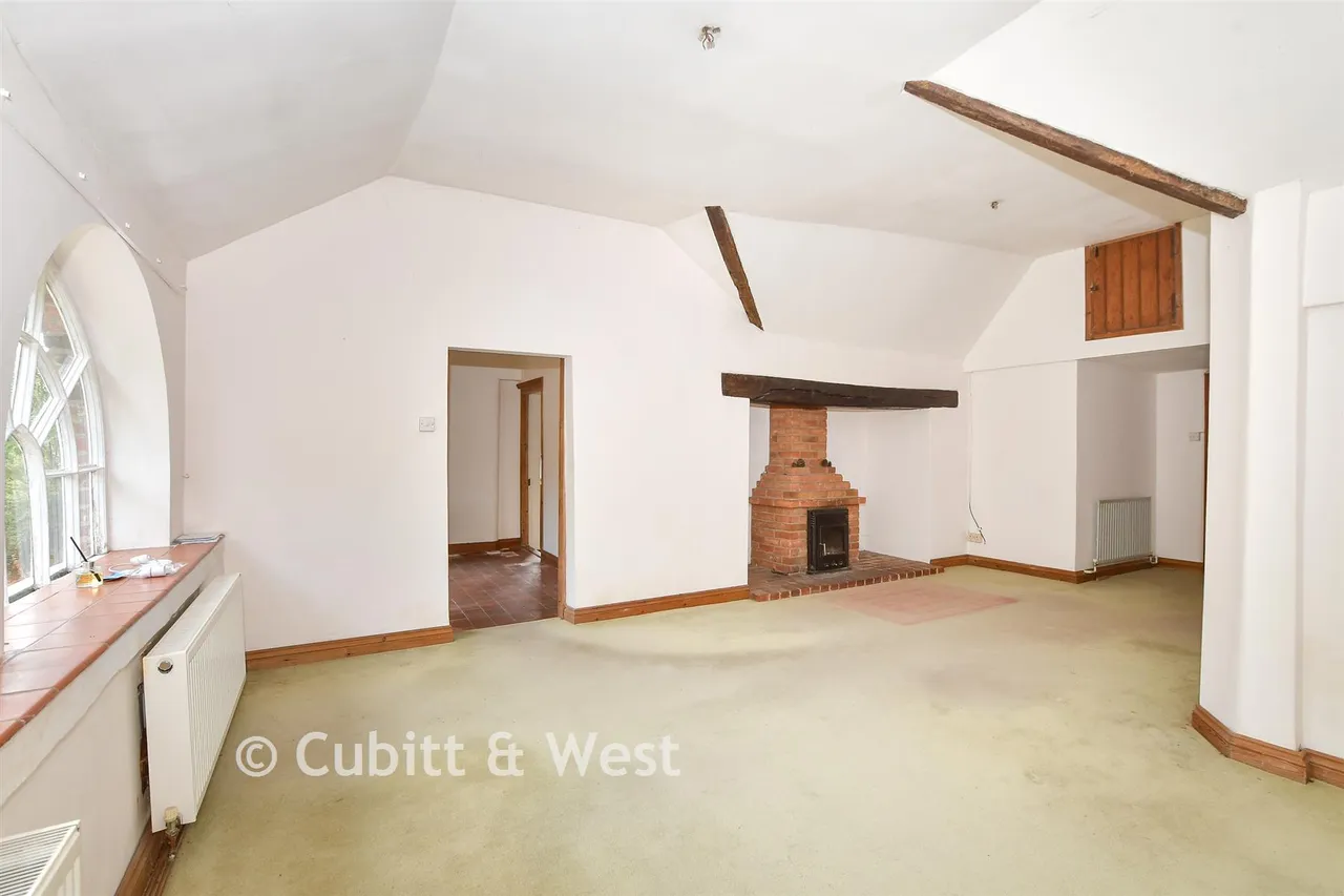 Hurstwood Road, High Hurstwood, TN22, photo 4