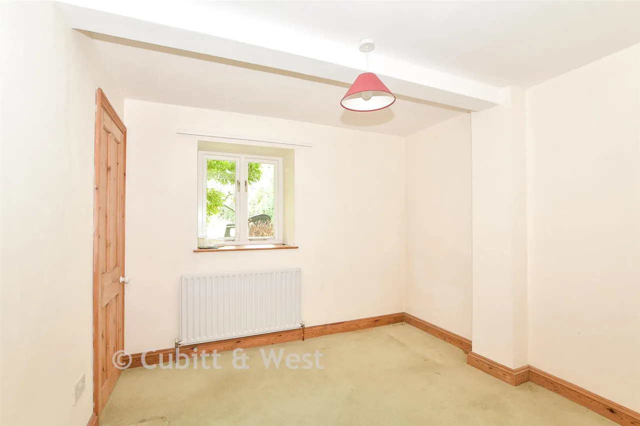 Hurstwood Road, High Hurstwood, TN22, photo 13
