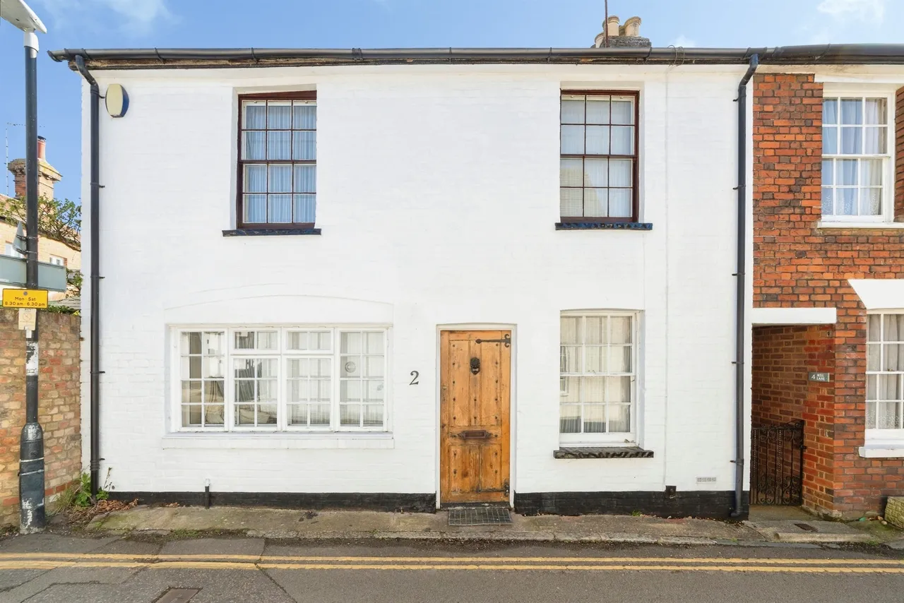 3 bed house for sale — Mill Lane, Welwyn