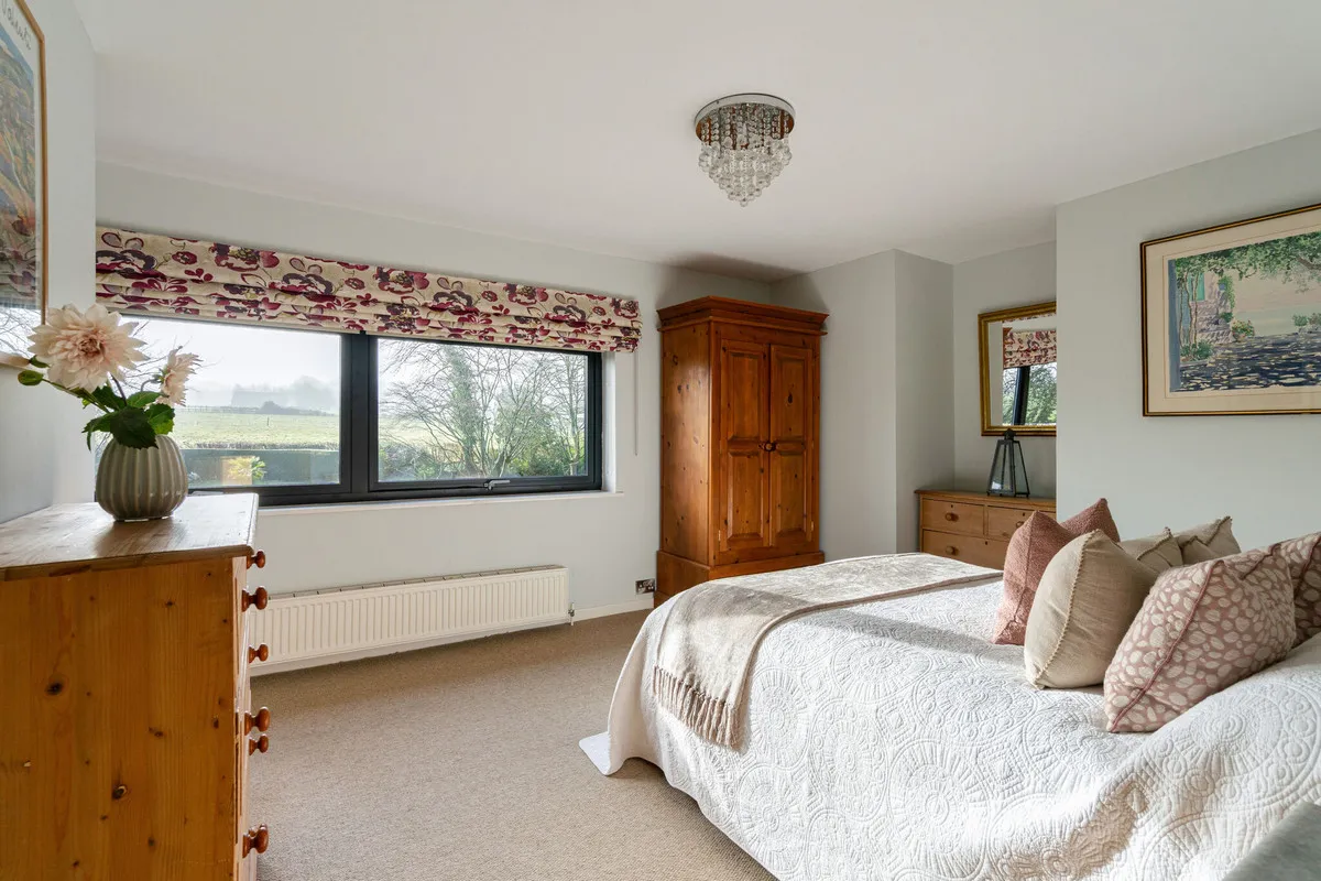 Highfield Lane, Thursley, GU8, photo 32