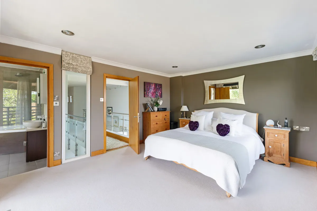 Highfield Lane, Thursley, GU8, photo 28
