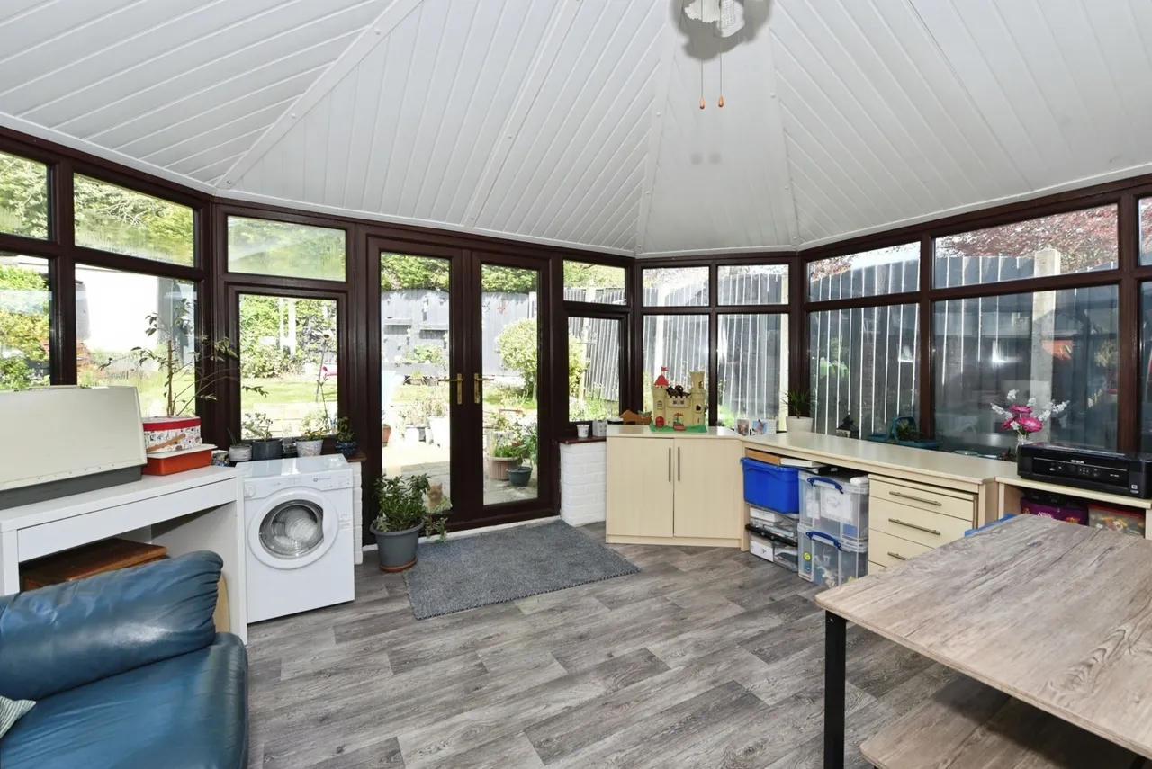 Hawthorn Avenue, Waterthorpe, Sheffield, S20, photo 10
