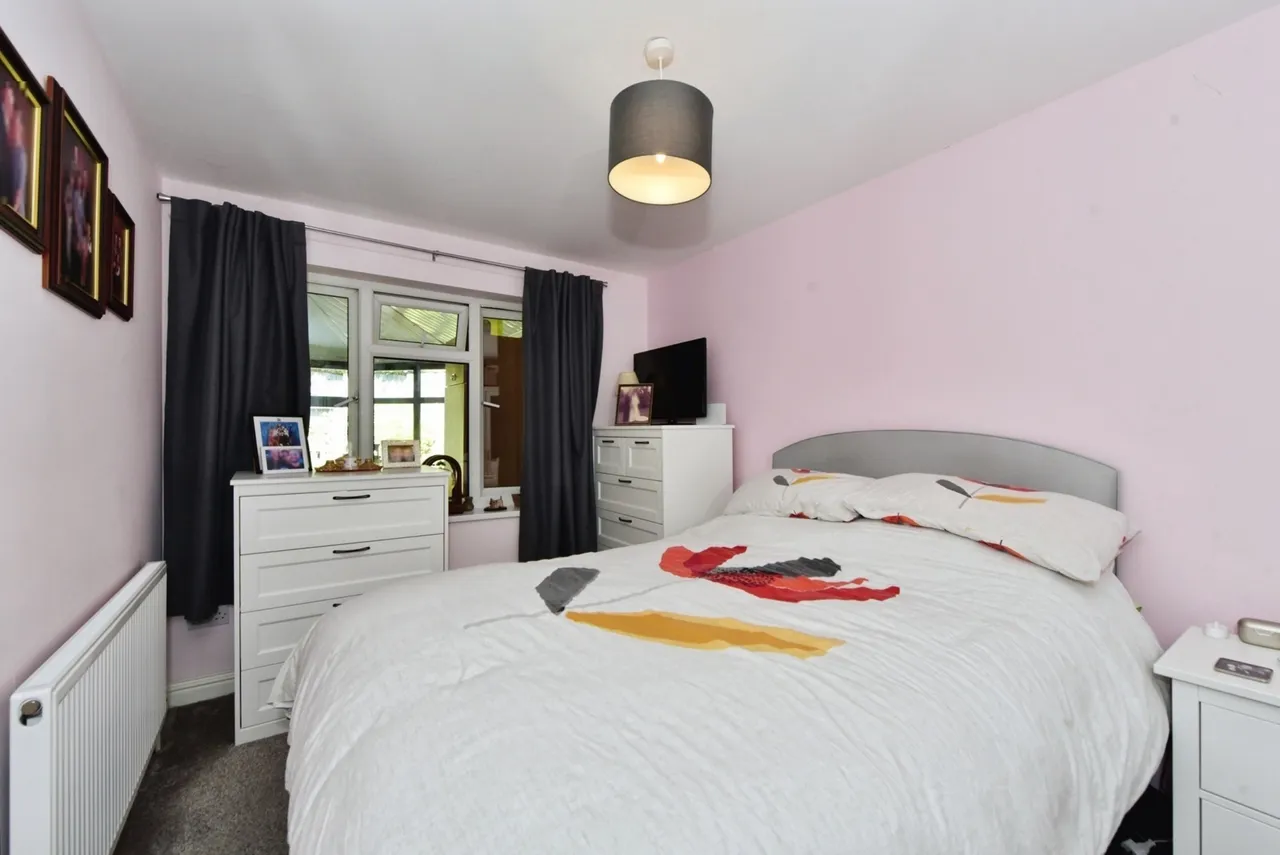 Hawthorn Avenue, Waterthorpe, Sheffield, S20, photo 7