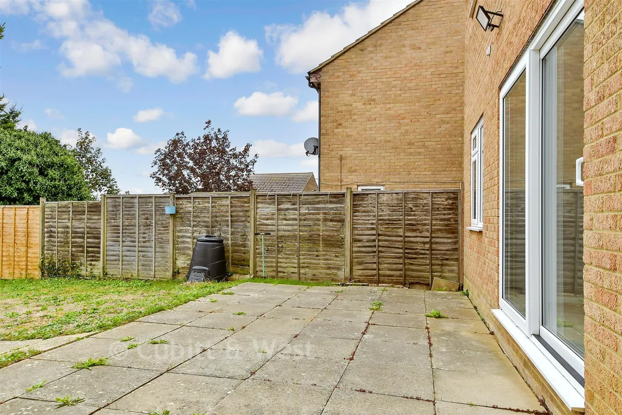 Glynn Rise, Peacehaven, BN10, photo 13