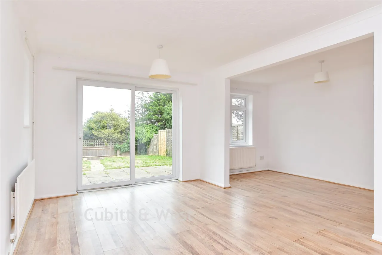 Glynn Rise, Peacehaven, BN10, photo 4