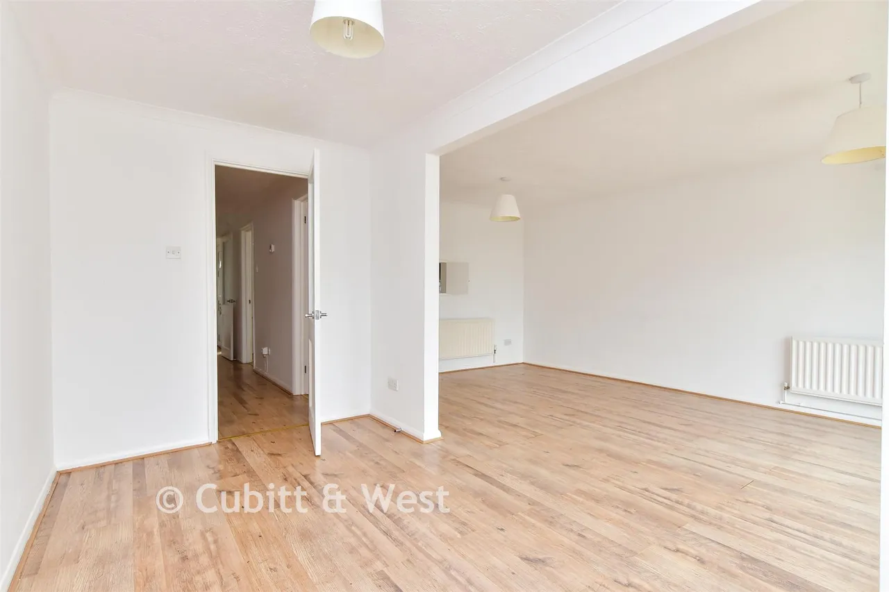 Glynn Rise, Peacehaven, BN10, photo 5