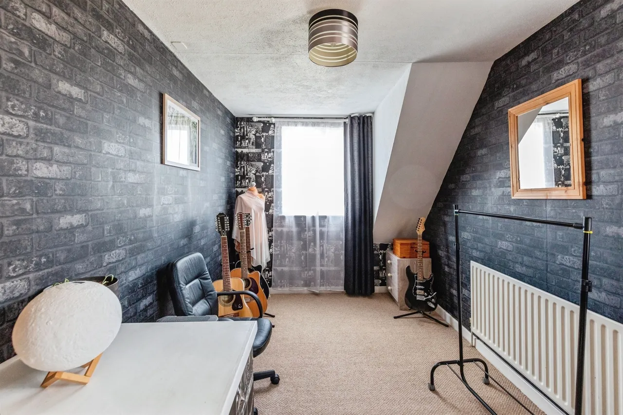 Brington Drive, Barton Seagrave, NN15, photo 7