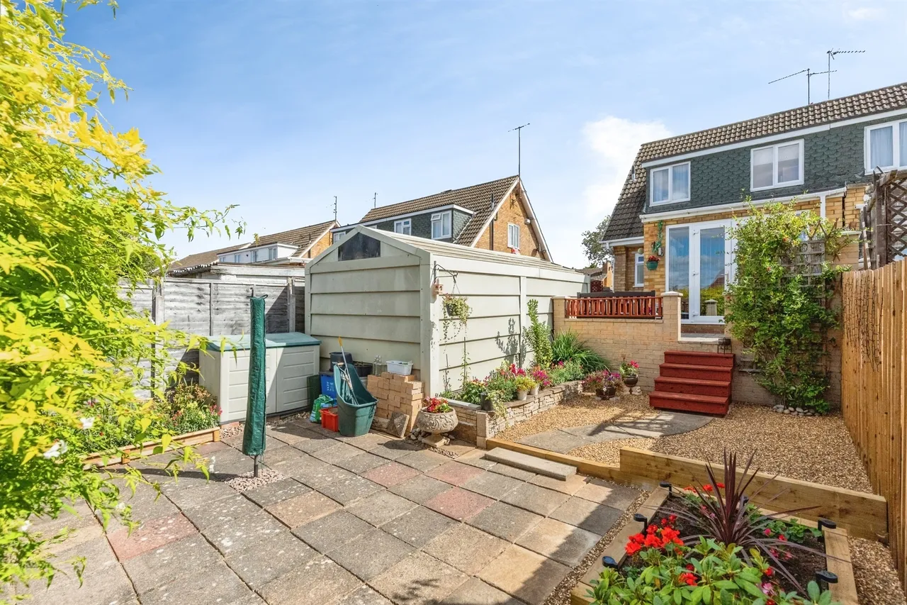 Brington Drive, Barton Seagrave, NN15, photo 12