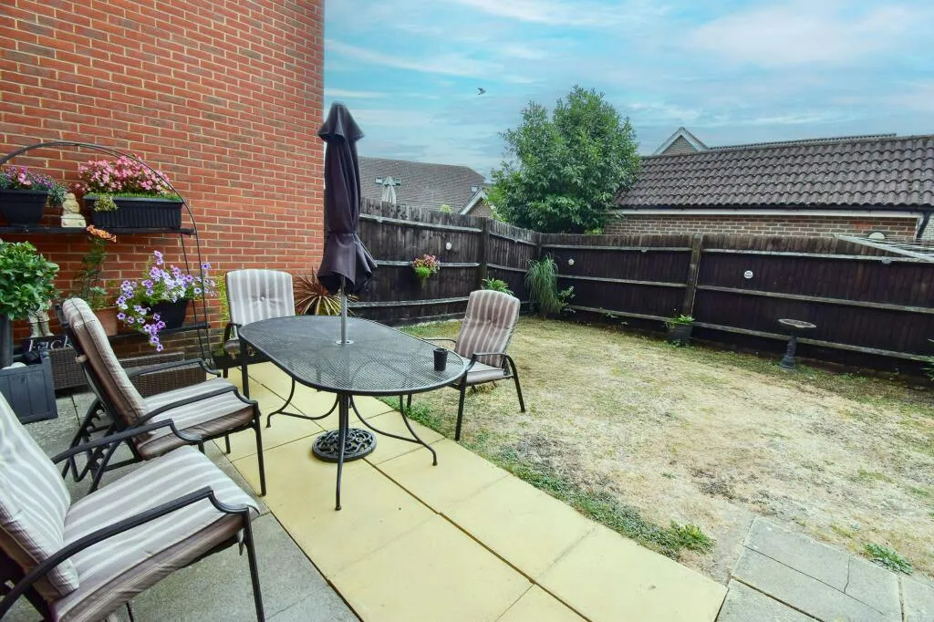 Cox's Gardens, Bishop's Stortford, CM23, photo 12