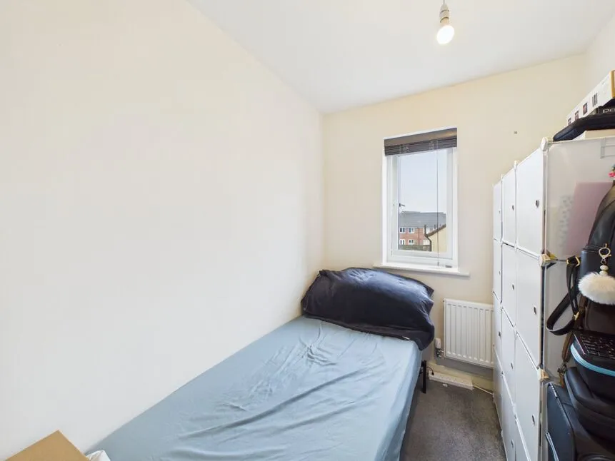 Whitebank Road, Oldham, Greater Manchester, OL8, photo 10