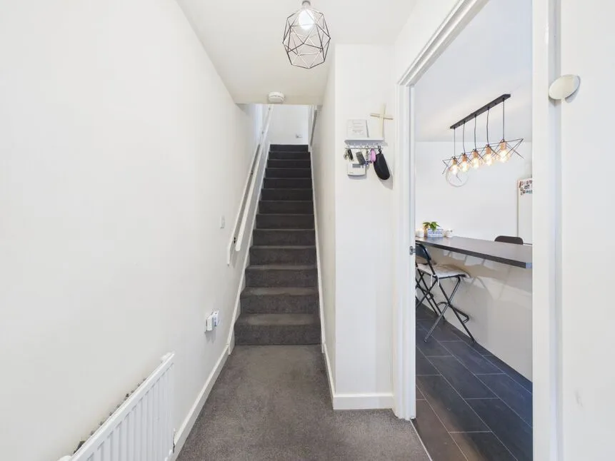 Whitebank Road, Oldham, Greater Manchester, OL8, photo 2