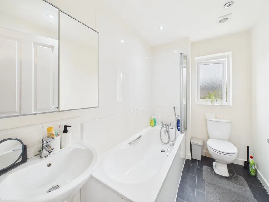 Whitebank Road, Oldham, Greater Manchester, OL8, photo 12