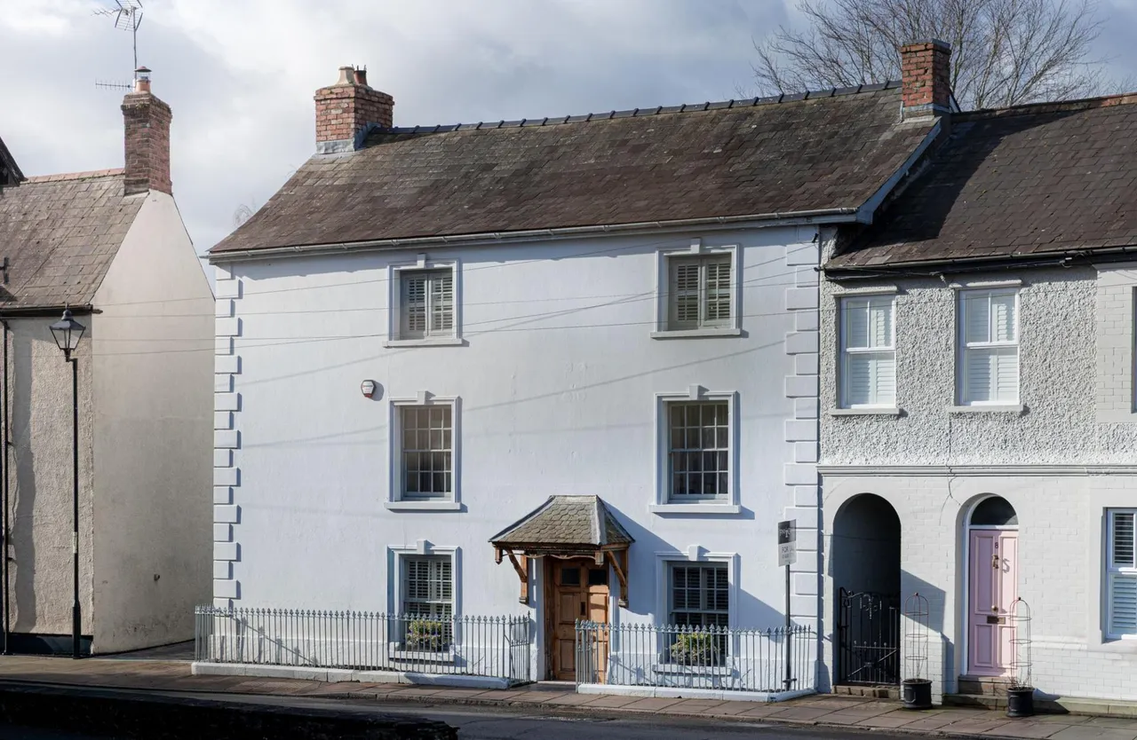 5 bed house for sale, Priory Street, Usk, NP15