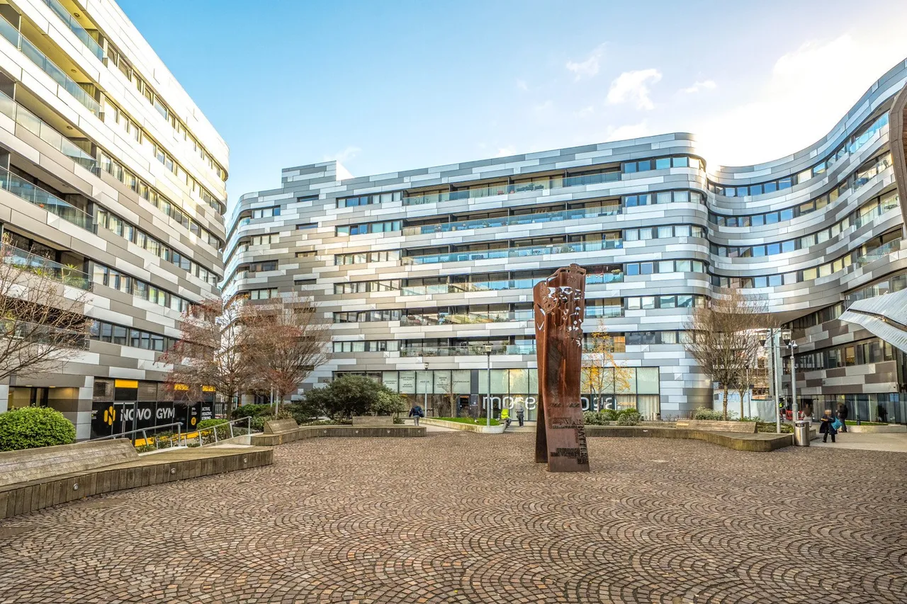 Lambarde Square, SE10, photo 18
