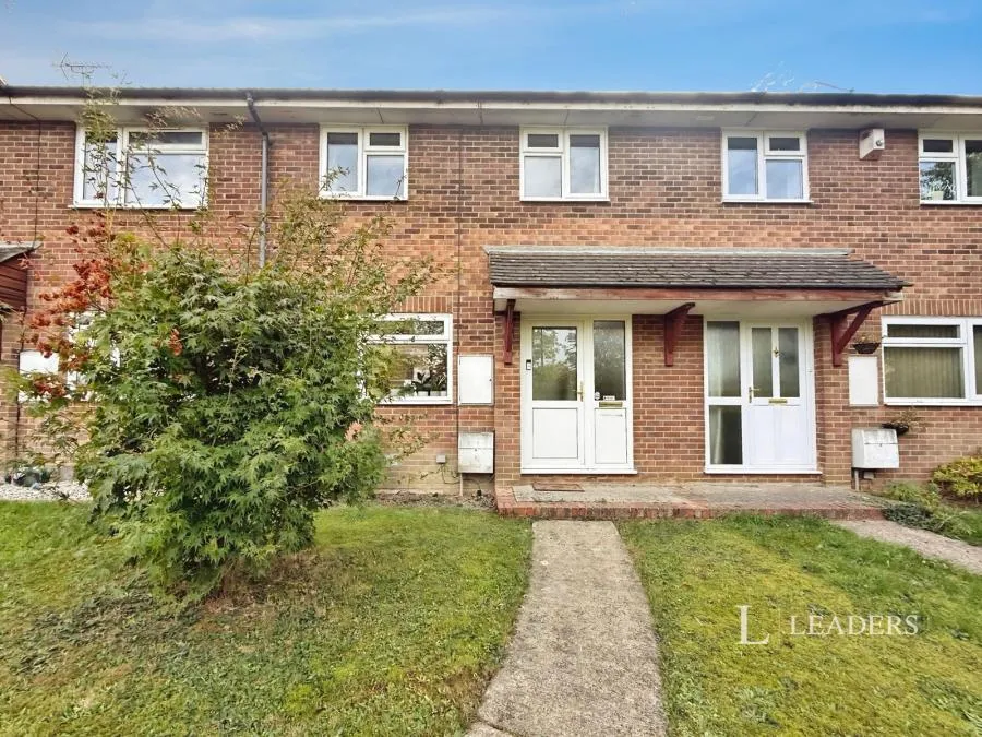 2 bed property to rent, The Pound, Burgess Hill, RH15