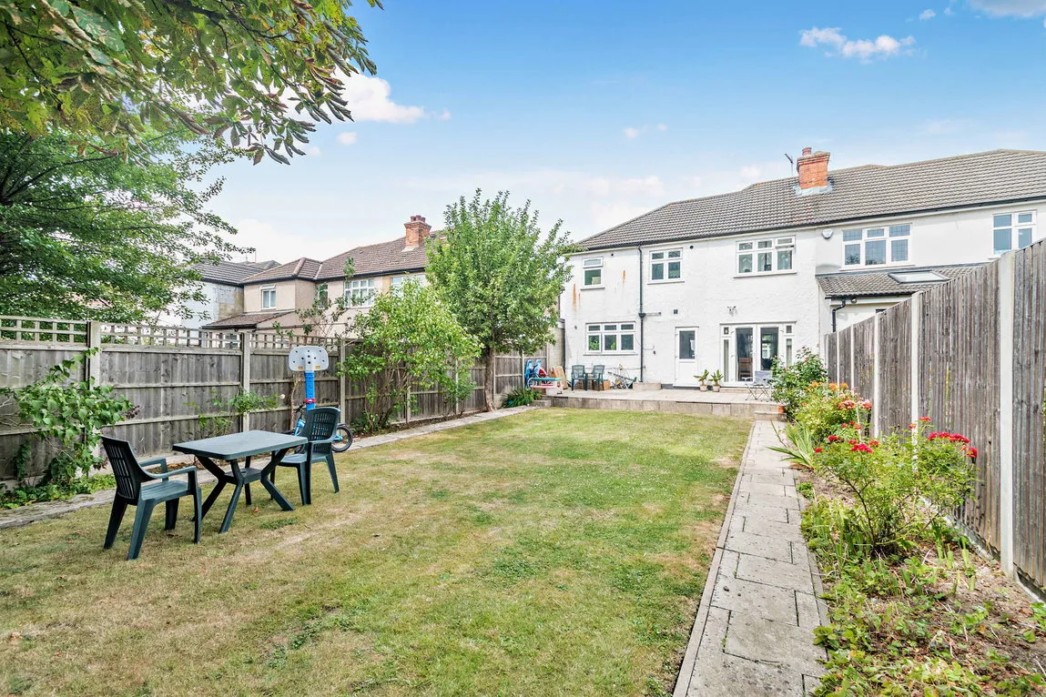 Lyndon Avenue, Pinner, HA5, photo 12