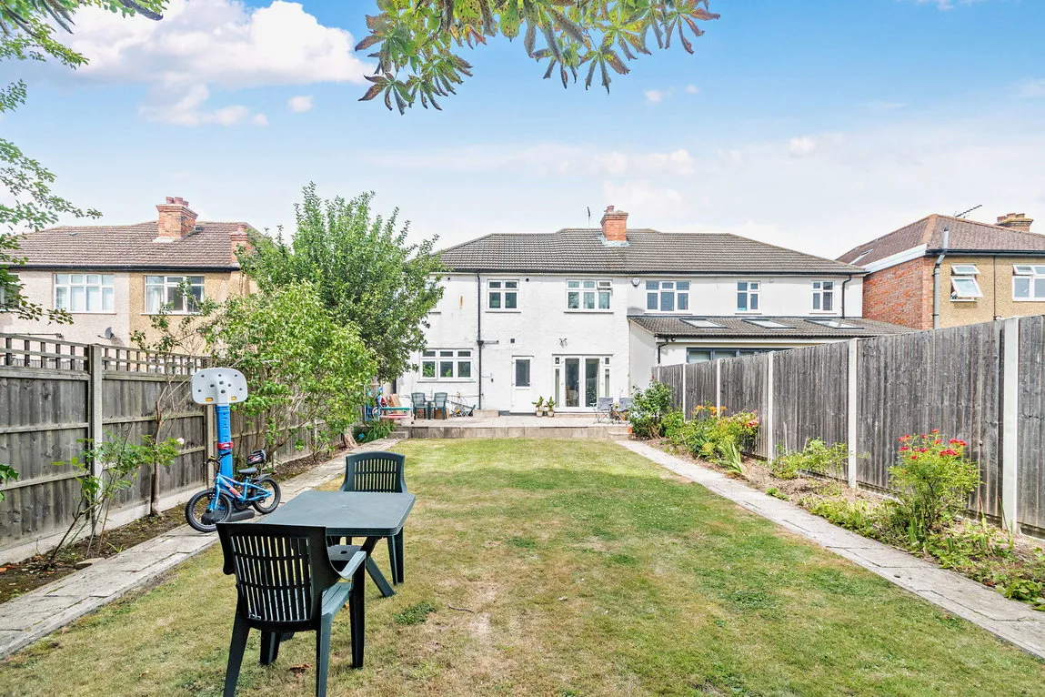 Lyndon Avenue, Pinner, HA5, photo 13