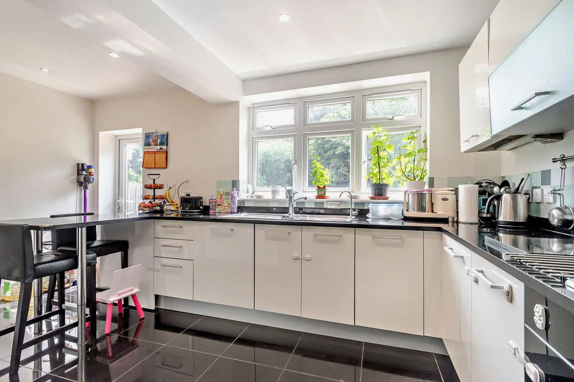 Lyndon Avenue, Pinner, HA5, photo 8