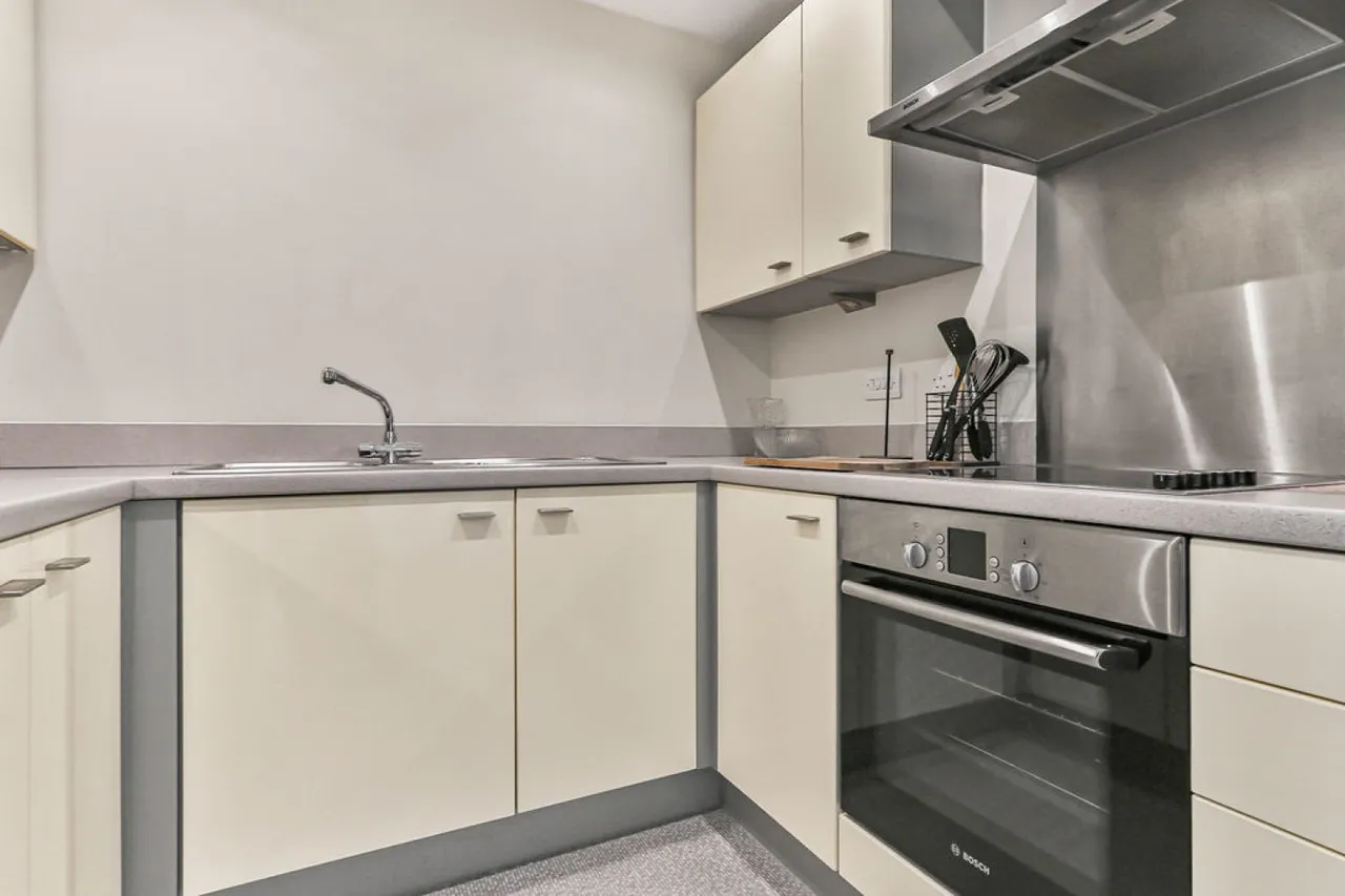 Avenel Way, Poole, photo 5
