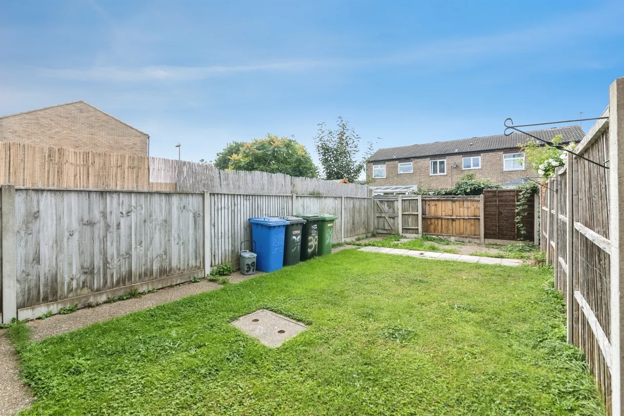 Buttercup Close, Lowestoft, NR33, photo 14
