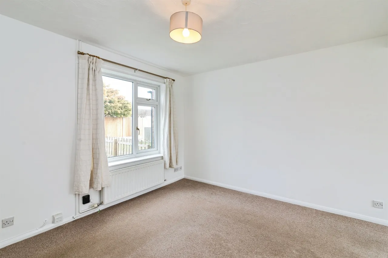 Buttercup Close, Lowestoft, NR33, photo 4
