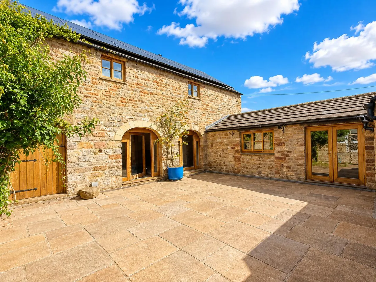 2 bed house for sale, Richmond Road, Richmond, DL10