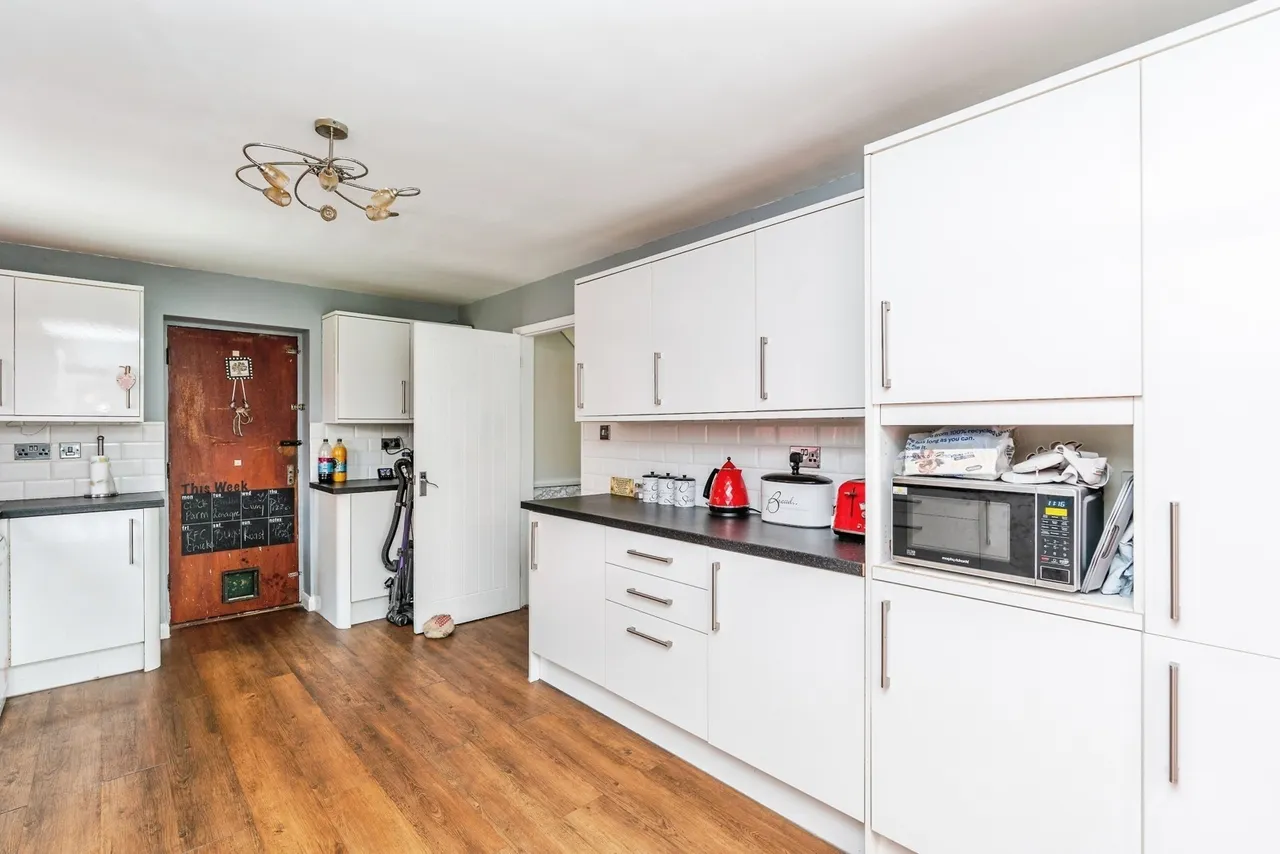 Roundhouse Drive, West Totton, SO40, photo 12