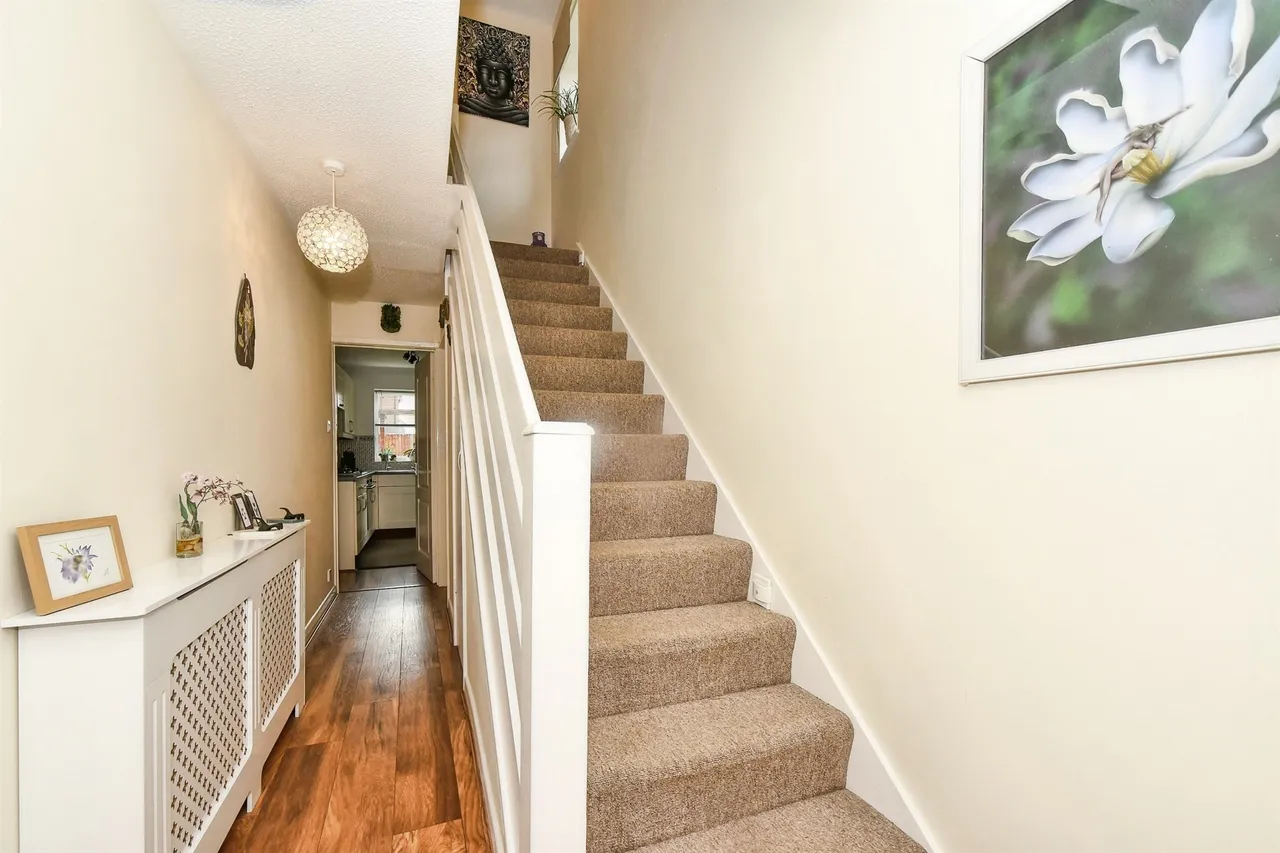 Fir Grove, Calne, photo 6