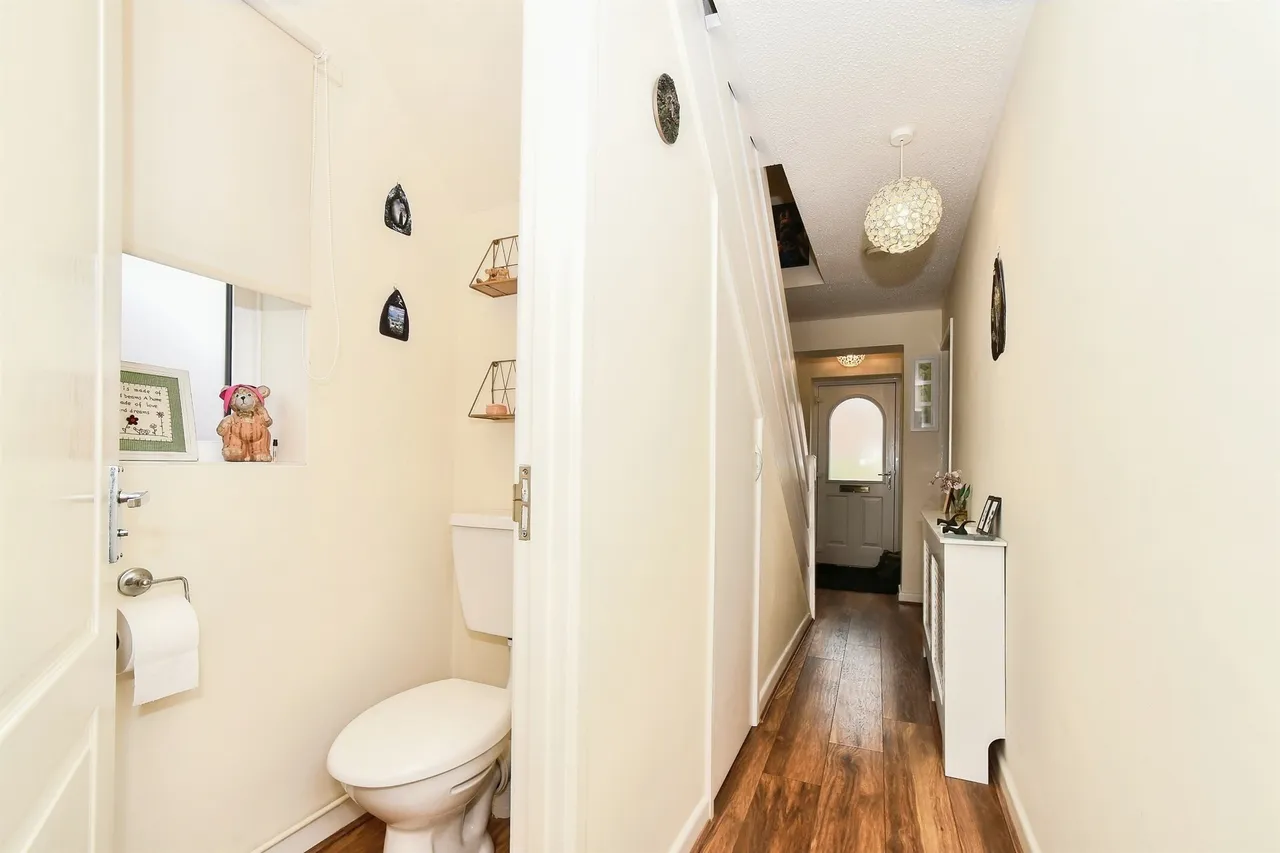 Fir Grove, Calne, photo 7