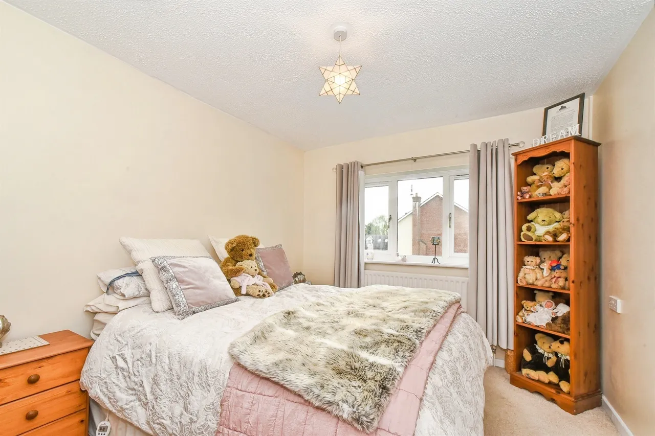 Fir Grove, Calne, photo 9