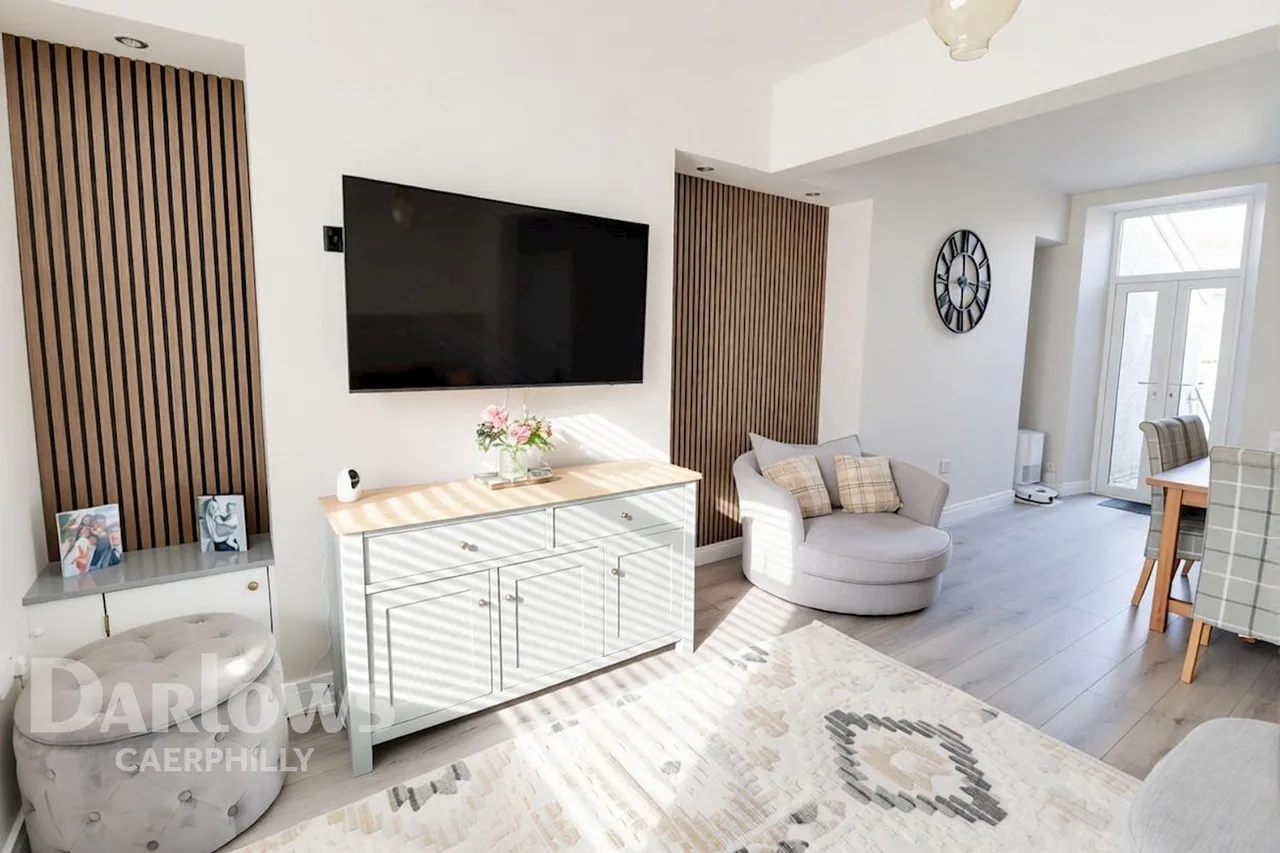 Central Street, Hengoed, photo 6