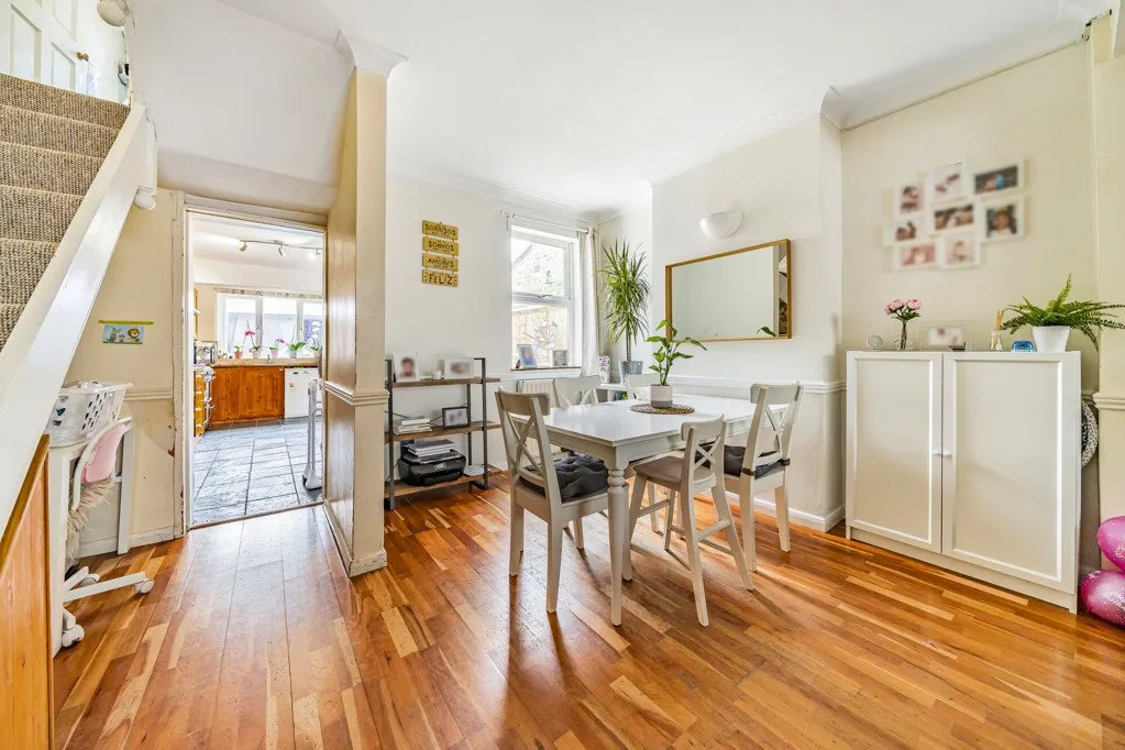 Mottingham Road, SE9, photo 3