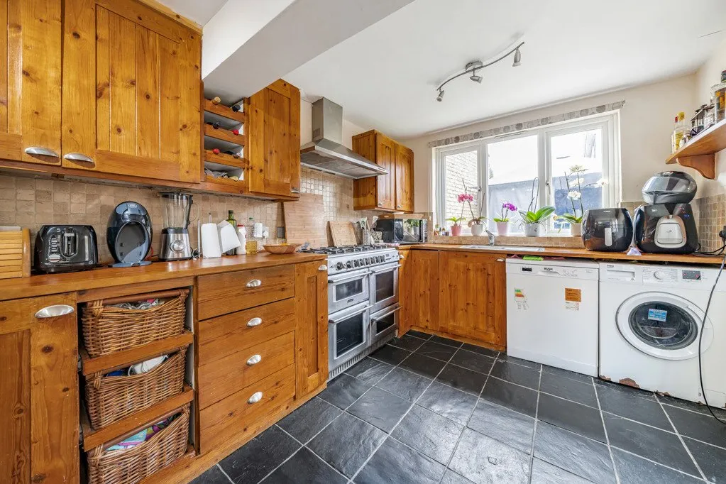 Mottingham Road, SE9, photo 6