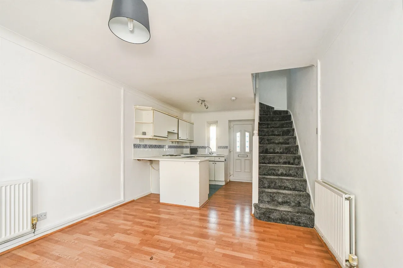 Pritchard Close, Swindon, photo 5