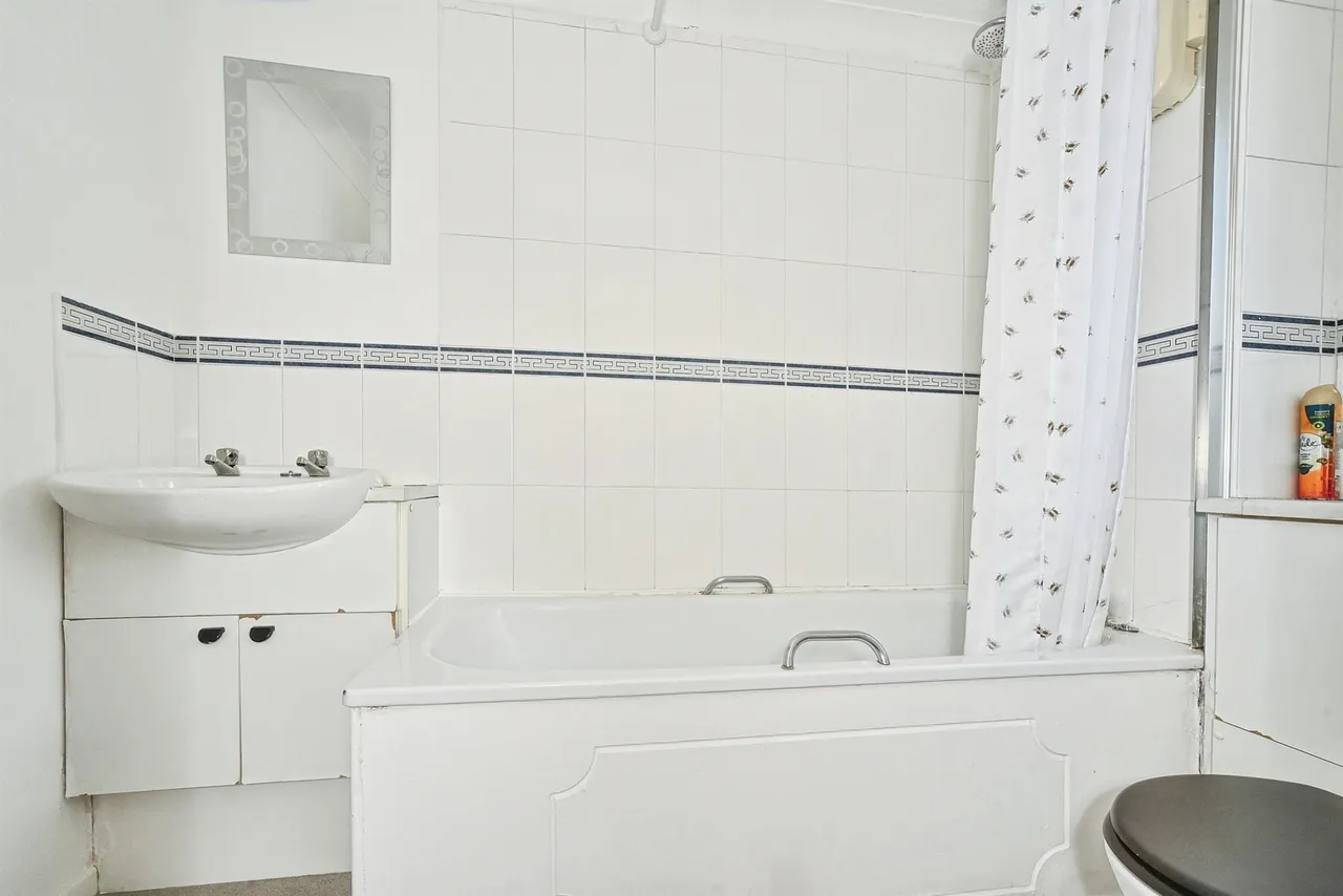 Pritchard Close, Swindon, photo 11