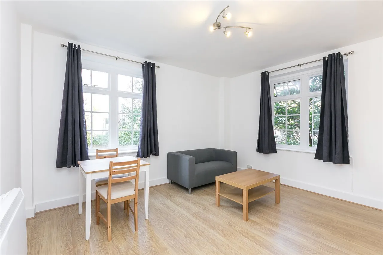 Abbey Road, St John's Wood, NW8, photo 2