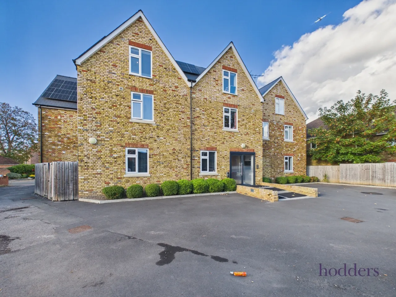 Guildford Road, Chertsey, KT16, photo 14