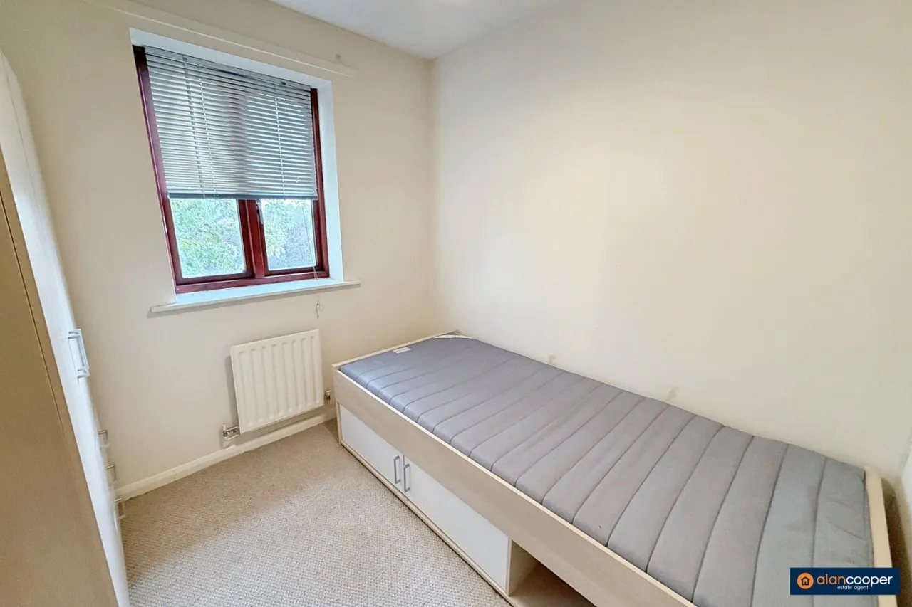 Kenilworth Drive, Weavers Green, CV11, photo 8
